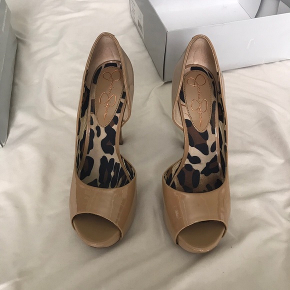 Jessica Simpson Acadia in Cognac. Size 7.5. - Picture 2 of 4